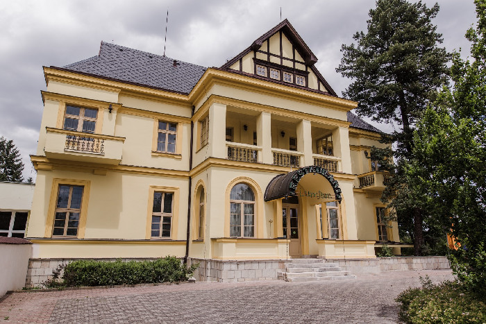 Palace Inn Hotel